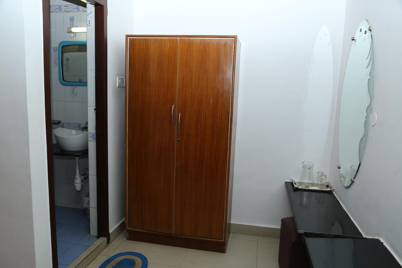 Sri Srinivasar Residency Hotell Vellore Exteriör bild