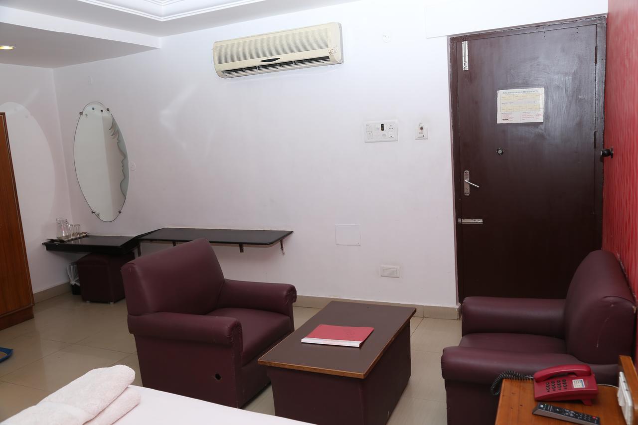 Sri Srinivasar Residency Hotell Vellore Exteriör bild